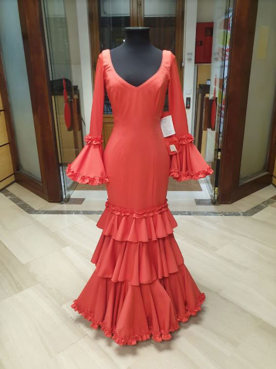 Flamenco Dresses Outlet. Mod. Isabel Coral. Size 40